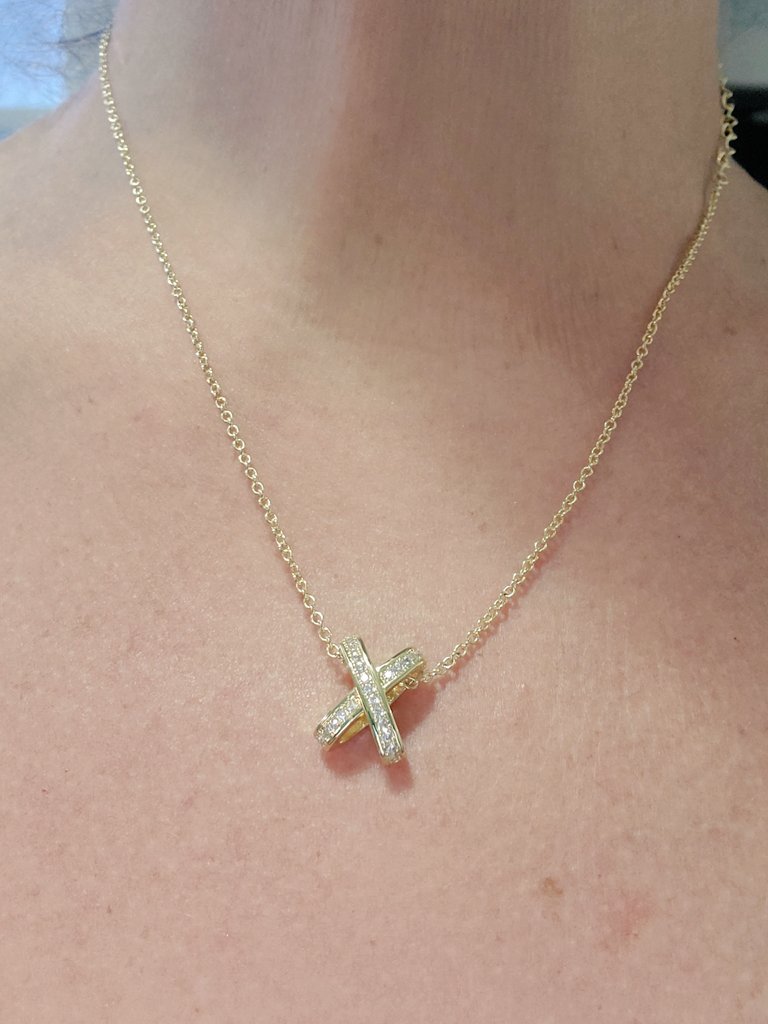 BarbaraCalo's tweet photo. Philippa Necklace: 20% off with my code BEAUTIFULLY24. 
18K gold plating. Ethical sourcing. For women by women. Sustainably run.  https://t.co/nz9LJ4rMBl https://t.co/OCSQWCicY3