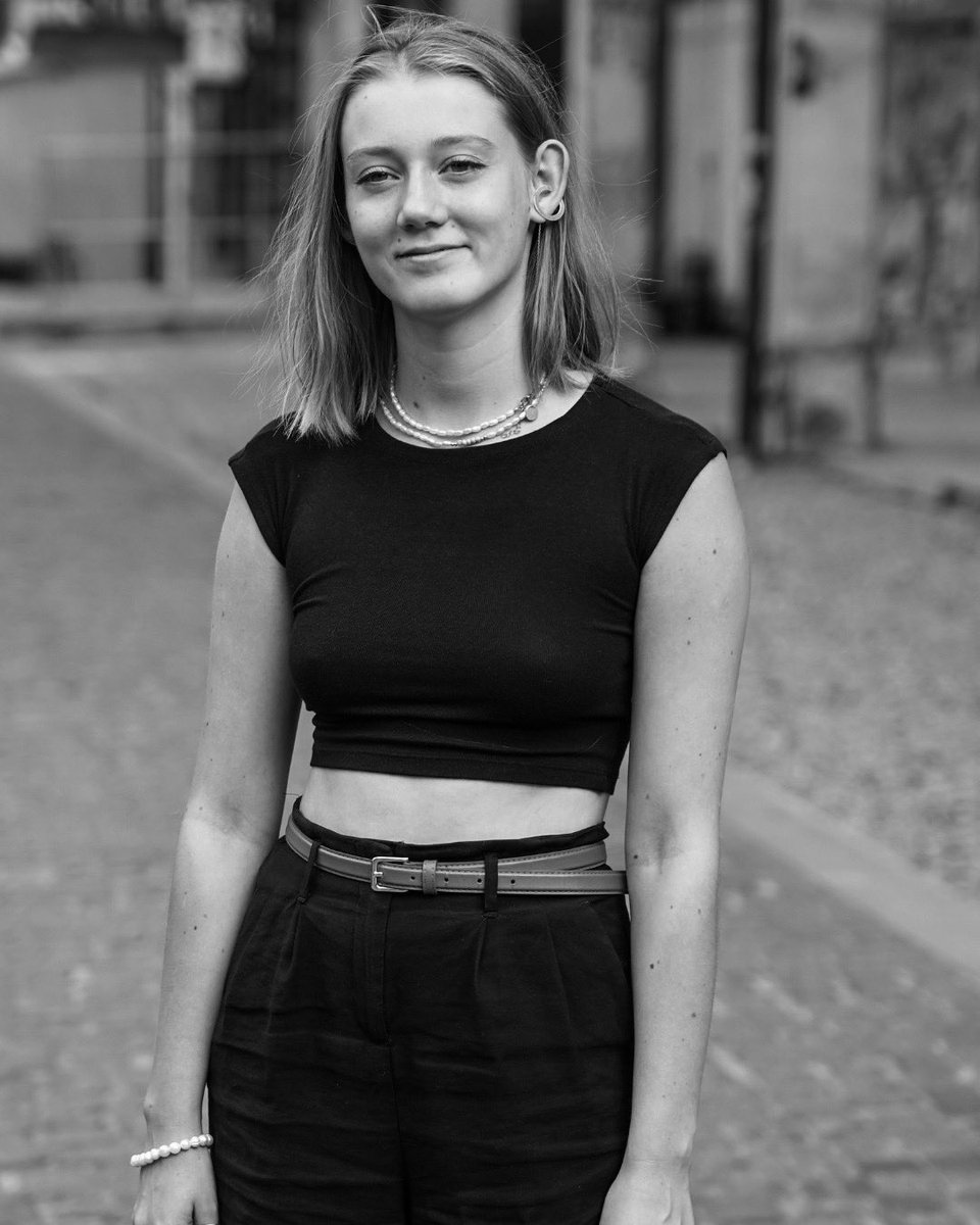 With deep sorrow, we announce that our colleague Yaryna Bazylevych was killed in a Russian attack last night. She was only 21. 

A kind soul, she was a program manager at the “Lviv European Youth Capital 2025” Office. 

We will not forget nor forgive.

#russiakillsukranianyouth