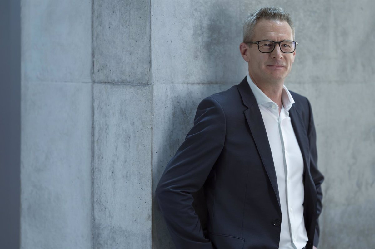 Audi nombra a un nuevo director general para su planta de Bruselas mientras estudia su cierre dlvr.it/TCpRfQ <a href="/EuropaPress/">Europa Press</a>