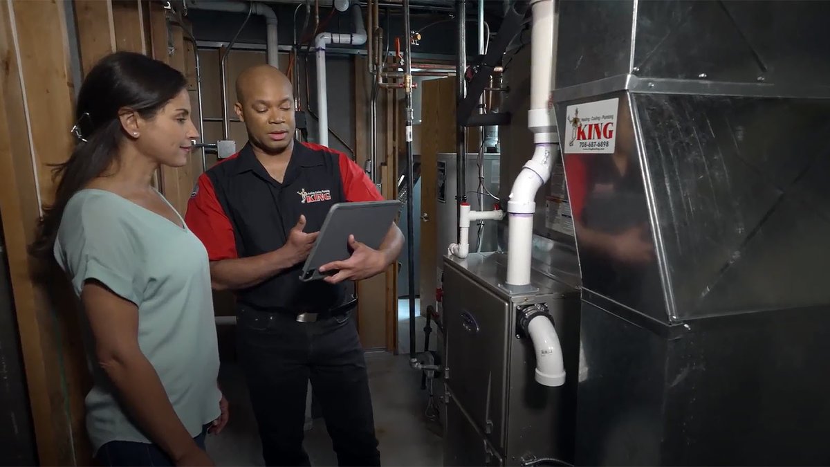 King_HVAC's tweet image. Now is the perfect time to ensure your furnace is ready to keep your family warm and comfortable.

Don’t wait until the first cold snap—schedule your tune-up with King Heating &amp;amp; Cooling today! 

#FurnaceMaintenance #WinterPrep #KingHeatingCooling #HomeComfort