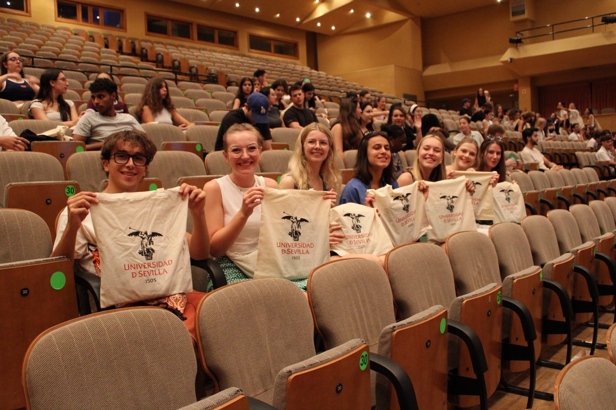 Universidad de Sevilla tweet media