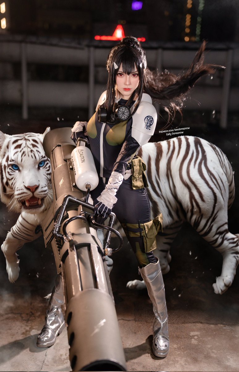 I'll blast you away!😤 96％ Power
⚠️ Rate My Cosplay 1-10! ⚠️

Coming Sept Patreon Rewards

#minaashiro #captainmina #kaijuno8 #kaijucosplay #minaashirocosplay #ashiromina https://t.co/gGyR4Cjmcn