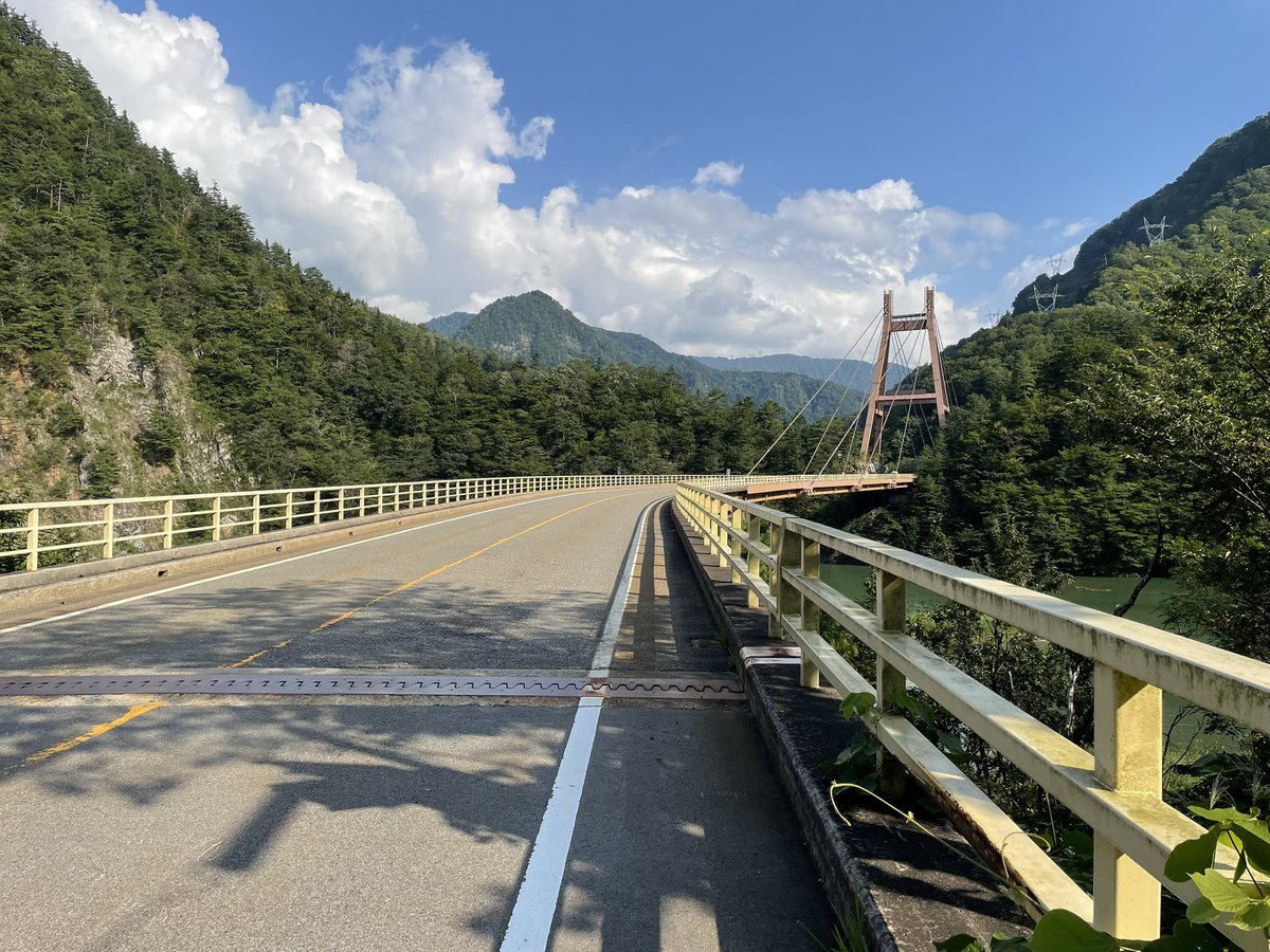 shigano_geo's tweet photo. 飛越峡合掌ラインを走行中のカーナビ
ﾎﾟﾝ! 富山県に入りました！
ﾎﾟﾝ! 岐阜県に入りました！
ﾎﾟﾝ! 富山県に入りました！
ﾎﾟﾝ! 岐阜県に入りました！
ﾎﾟﾝ! 富山県に入りました！
ﾎﾟﾝ! 岐阜県に入りました！
ﾎﾟﾝ! 富山県に入りました！ https://t.co/fJZIrkhgOo
