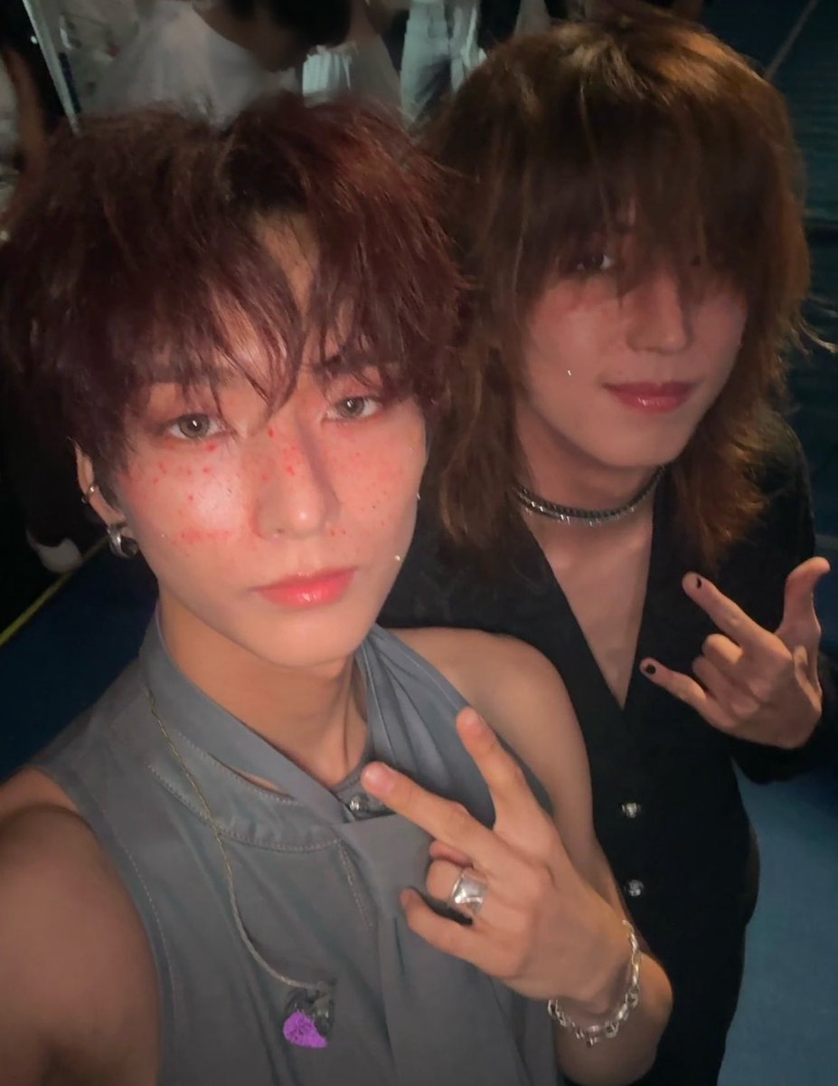 шут🕊️по имени юкс tweet media