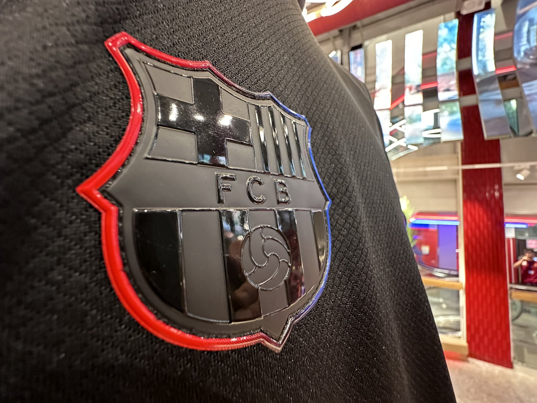 fcbarcelonacollection on X 24 25 99 99 Barca Store La Rambla https t o7mKzw3iqQ X