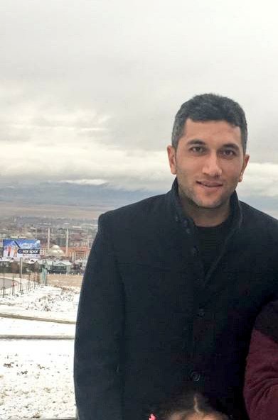 Telefonumla ilgili sorun olduğu için bir süredir paylaşım yapamıyordum. Bu süre içinde eşimi merak edip soranlar çok olmuş. Bu ara PetCT çekimi olacak. Güzel sonuçlar alırız inşallah.🤲  
Dua eder dua bekleriz...

YusufÖzmene AcilTahliye