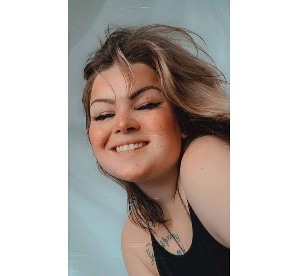 Rina 🦈 tweet media