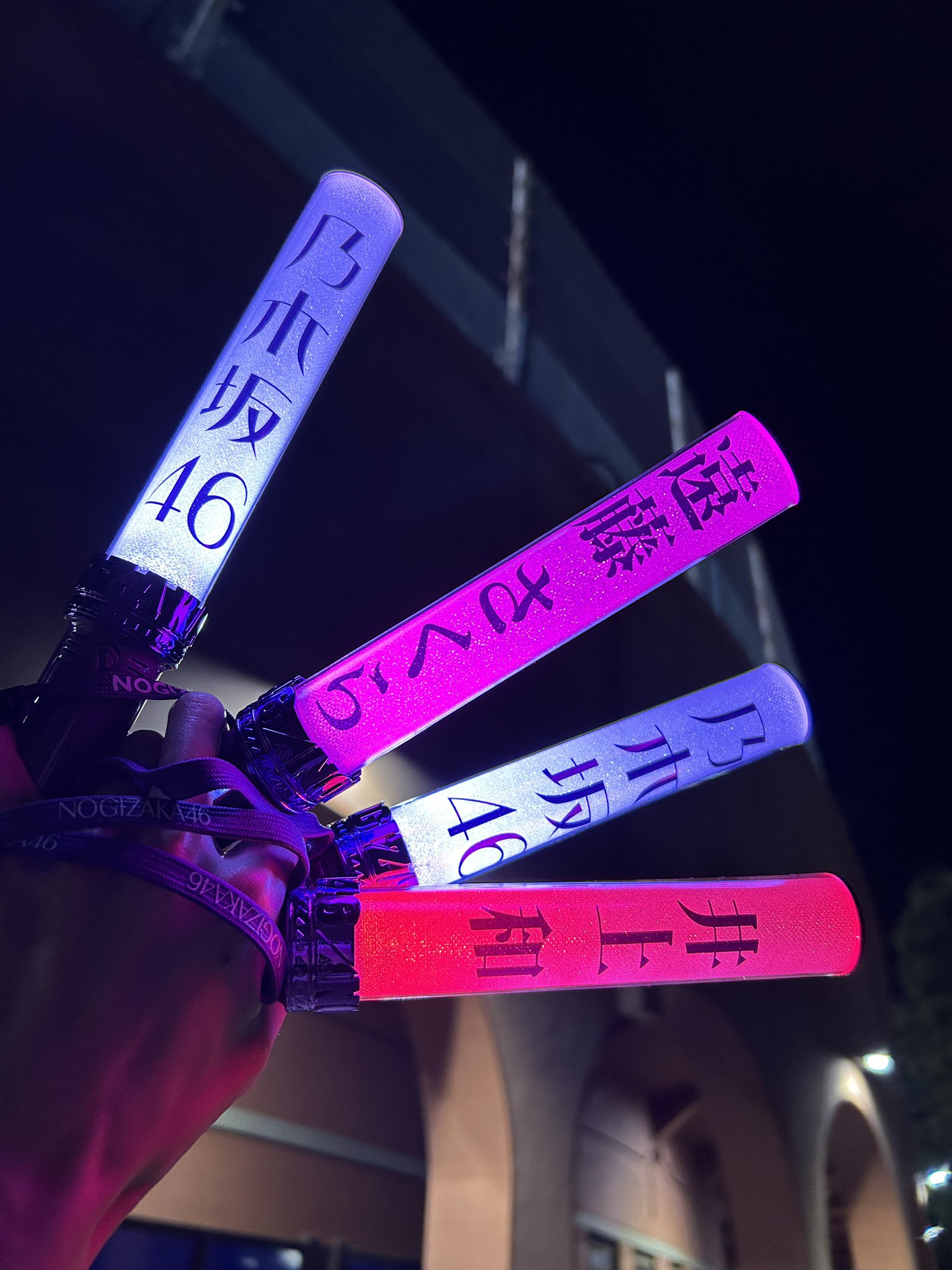 乃木坂46 遠藤さくら1st写真集『可憐』【公式】発売中
