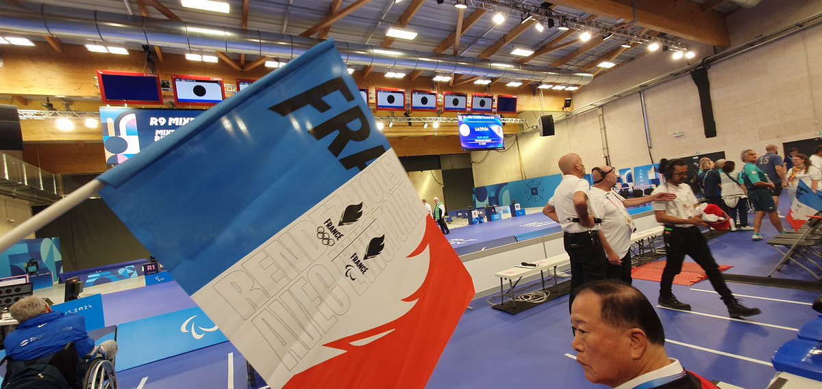 Laetitia Loiseau (@laetloiseau) on Twitter photo 🥇🥈🥉En route vers la finale! R9 <a href="/martinfkde/">Martin Fourcade</a> #paratir <a href="/Chateauroux36/">Châteauroux Métropole</a> #Jeuxparalympiques2024 2 français présents @BEVEJustine @DELAFORESTTANGUY A VOUS DE JOUER! L'<a href="/USEP36/">USEP de l'Indre</a> <a href="/usep_18/">USEP 18</a> <a href="/CentreUsep/">USEP Centre</a> est derrière vous! 🥇🥈🥉En route vers la finale! R9 <a href="/martinfkde/">Martin Fourcade</a> #paratir <a href="/Chateauroux36/">Châteauroux Métropole</a> #Jeuxparalympiques2024 2 français présents @BEVEJustine @DELAFORESTTANGUY A VOUS DE JOUER! L'<a href="/USEP36/">USEP de l'Indre</a> <a href="/usep_18/">USEP 18</a> <a href="/CentreUsep/">USEP Centre</a> est derrière vous!