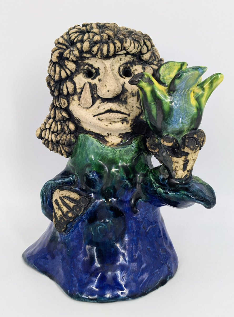 RogersJonesCo1's tweet photo. 🚚 DELIVERED FOR AUCTION THIS WEEK 🚚
Unique Grogg figure of Branwen (daughter of Llŷr) and her starling 🪶
ESTIMATE: £200-300
AUCTION: The Club House
DATE: November 6th
#ymabinogion #branwen #welsh #grogg #groggs #wales #allthingswelsh #cymraeg #cymreig #cymru #llyr #starling https://t.co/7ffT9dp9MR