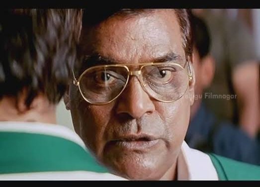 RelaxKrishna's tweet photo. Naakenti vidu edchina edupu anthaa kota srinivas voice lo vinapadtundhi 😂
1st para chatrapathi 2nd dhi yevadu laa... https://t.co/jEr91EeA8x