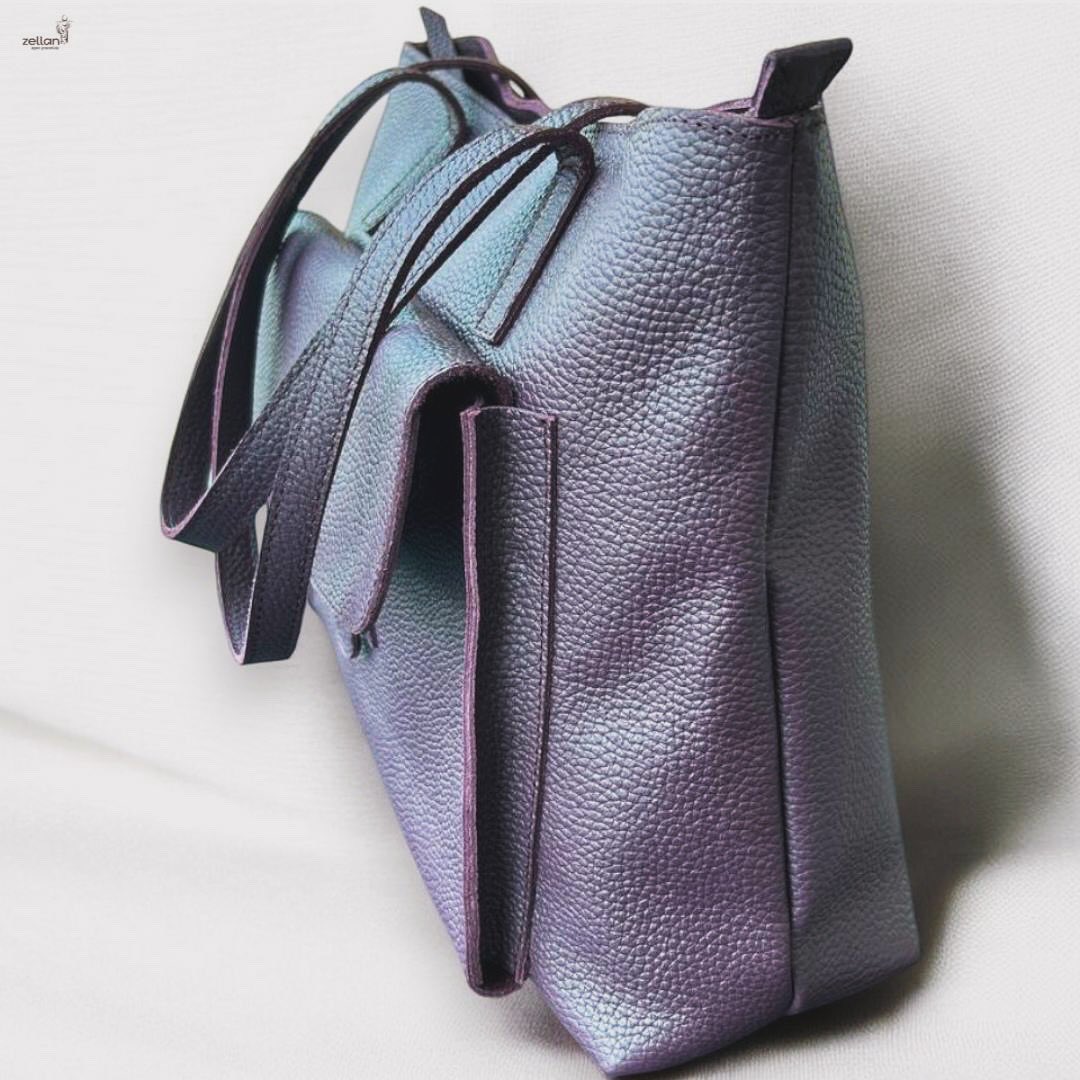 Yon277's tweet photo. Details:
Material: Genuine Leather
Color: Tanned, Light brown and purple
Types: Tote Bag
 Size: L 36cm | W 12.5cm | H 36cm

Introducing the Zellan Tote Bag!
#ZellanBag #EthiopianLeather #ToteBag #Fashion #TravelEssential

Call: +251911176008
https://t.co/FoiLSCT3QY https://t.co/SpmnuEsLsI