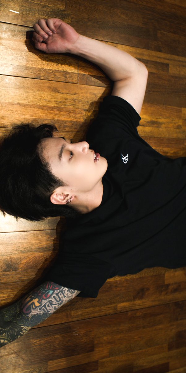 archiveforJK's tweet image. this jungkook 🤍