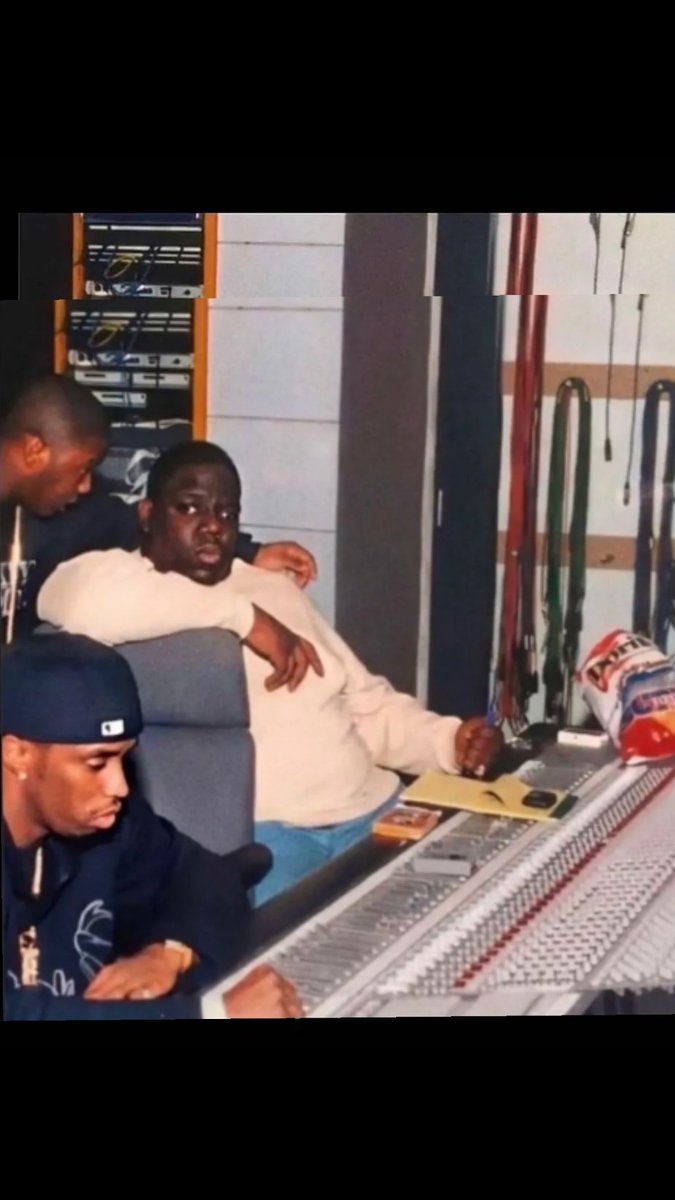BIGGIE IL POUVAIT AVOIR UN OEIL SUR DIDDY MAIS SUR LES DORITOS ÉGALEMENT C'EST ÇA LE TALENT