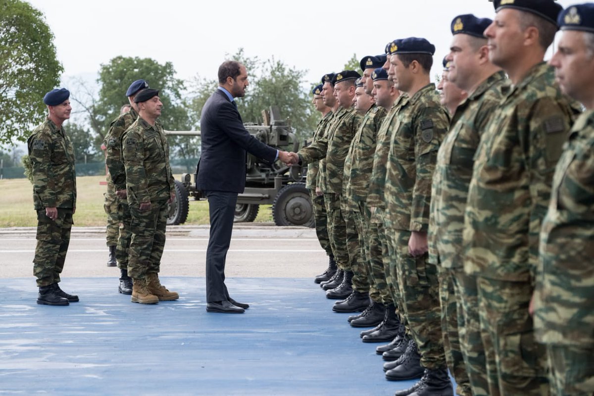 Hellenic_MOD's tweet image. Επίσκεψη ΥΦΕΘΑ @gkefalogiannis  στην 34η Μηχανοκίνητη Ταξιαρχία Πεζικού
mod.mil.gr/episkepsi-yfet…