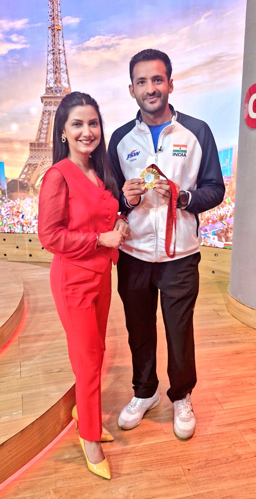 IamGeetikaPant's tweet image. Nitesh Kumar who clinches Paralympic Gold in badminton, India&apos;s second at Paris games🥇✌️✨ 

#NiteshKumar #goldmedal #ParisParalympics2024
