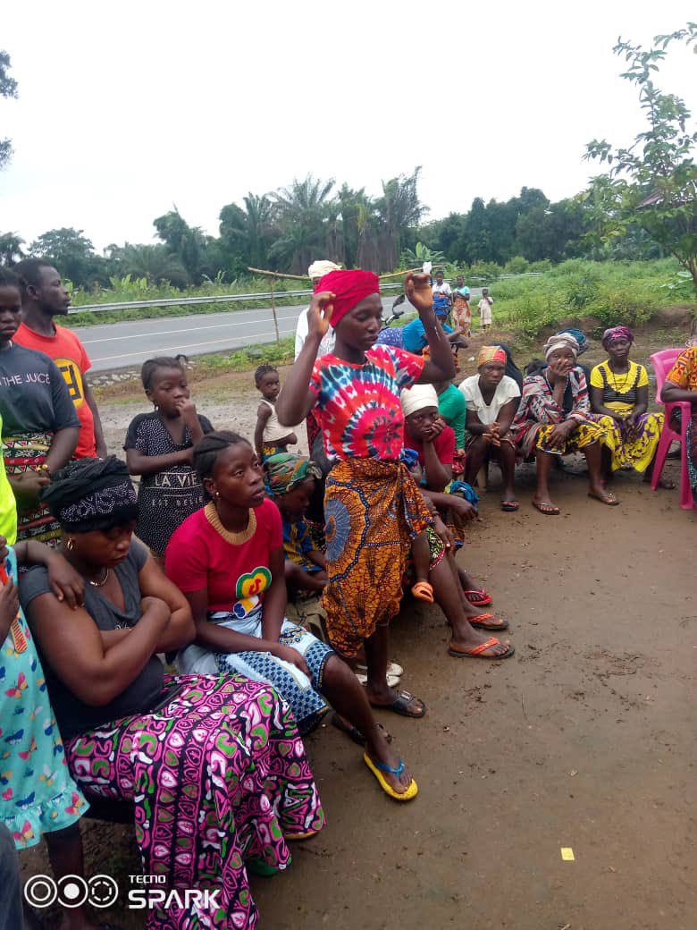 The Gbengbebu Community Youth for Peace &amp; Development has restructured its leadership, appointing @AlusineKpanda as chairman after the previous leader's non-performance. The community is united &amp; ready to push forward with development. #YouthDevelopment #PeaceAndUnity #Gbengbebu.