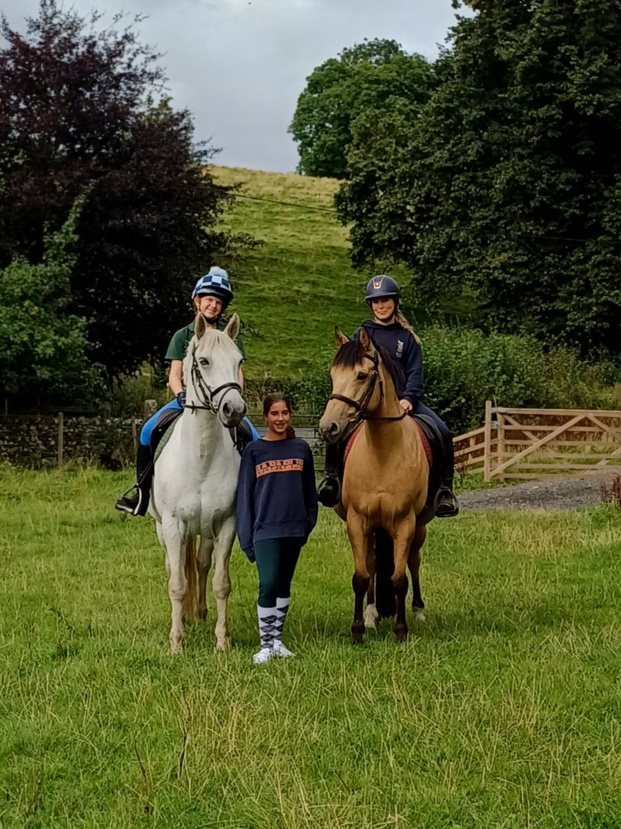 Sedbergh Art (@artsedbergh) on Twitter photo Lucy, Ava and Olivia Jasper and Victor all enjoying the landscape this afternoon <a href="/Borrett_Yard_E/">Borrett Yard Equestrian</a> <a href="/Lupton_Sedbergh/">Lupton Sedbergh</a> <a href="/car/">Car.co.uk</a> Lucy, Ava and Olivia Jasper and Victor all enjoying the landscape this afternoon <a href="/Borrett_Yard_E/">Borrett Yard Equestrian</a> <a href="/Lupton_Sedbergh/">Lupton Sedbergh</a> <a href="/car/">Car.co.uk</a>
