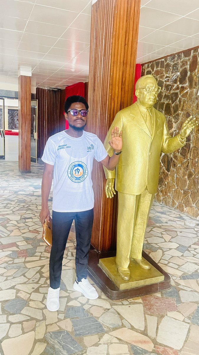 GuruMartinezz's tweet photo. Day 4 of #TYSMUN24: An enlightening visit to the Liberia House of Representatives and the National Museum. We engaged with lawmakers, delving into governance and explored Liberia's rich cultural heritage. Grateful for the insights gained on Liberia’s history and culture.

#ATour https://t.co/3DMCoyQ5lN