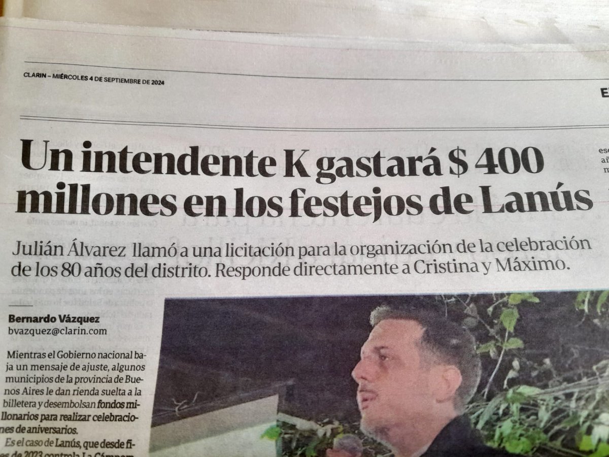 SebasPascualPBA's tweet image. Acostumbrados al pan y circo de los K. El intendente @aJulianAlvarez aunmenta las tasas municipales así recauda para una fiesta. Ucrania con los bombardeos tiene menos pozos que Lanus. El gobierno baja impuestos, pero en Lanus te lo compensa Julián con las tasas @RU_PBA