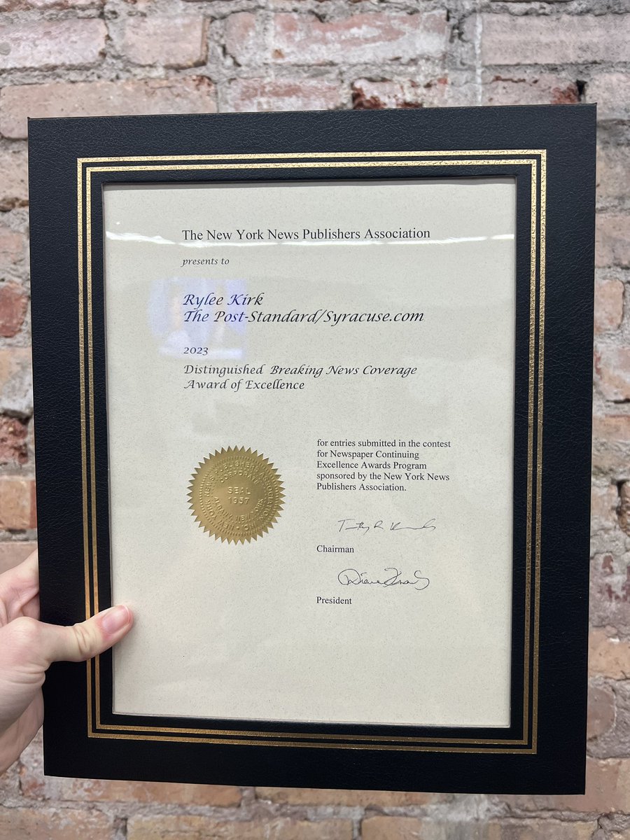 So excited to share this honor with <a href="/dairrmakayla/">Darian Stevenson</a> <a href="/katrinatulloch/">Katrina Tulloch</a> @byfernandoalba <a href="/ByAnneHayes/">Anne Hayes</a> and <a href="/meisenstadtsyr/">Marnie Eisenstadt</a> for our coverage of the shooting death of 11-year-old Brexialee Torres-Ortiz.