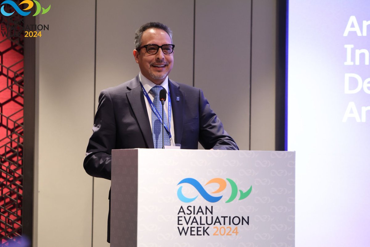 UNDP_Evaluation's tweet photo. @gonzalogomez presented Artifical Intelligence for Development Analytics (AIDA) at #AsianEvaluationWeek.

AIDA, the result of years of work, harnesses the potential of AI to extract evaluation insights.

➡️ Explore over 6,000 UNDP evaluations in AIDA now: https://t.co/DoSQFFF02I https://t.co/IbKhWvrLDz