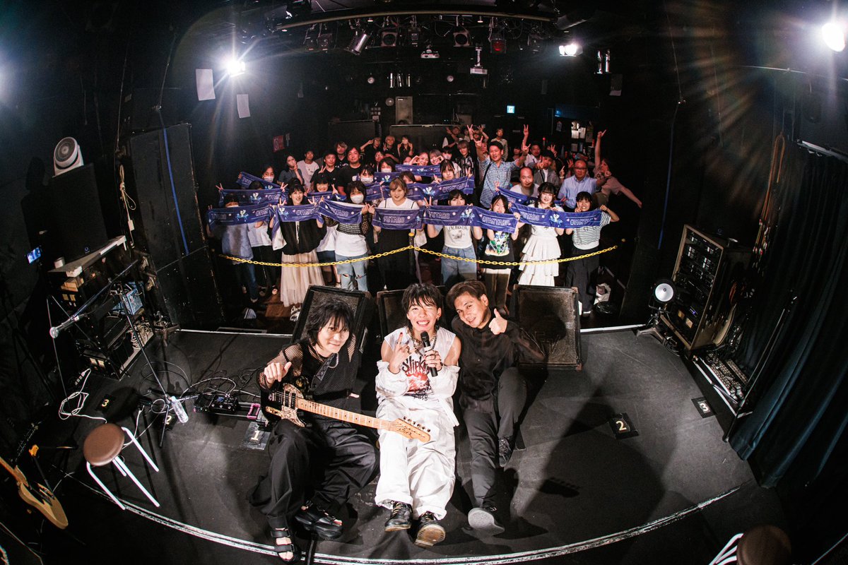 the_one_rock_jp's tweet photo. 🔥🔥We are THE ONE 終演🔥🔥

ご来場くださりました皆様。
本当にありがとうございました‼️

これから東名阪ツアーに向けて走っていきます‼️

これからもどうぞ応援よろしくお願い致します🙇

後日SNSに映像も載せていきますので楽しみにしていてください‼️

#THEONE https://t.co/BizwdgrbAI