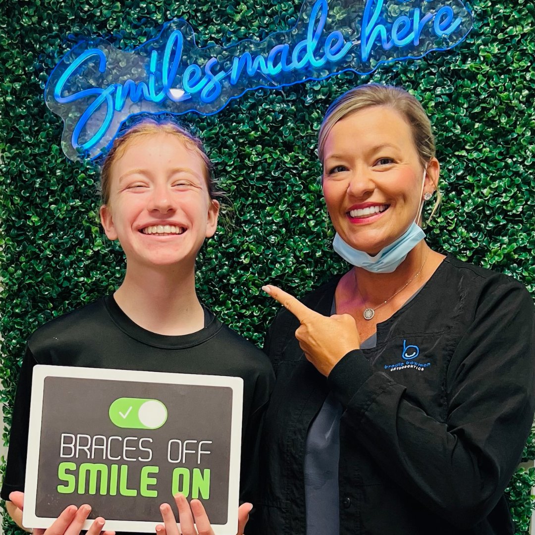 BowmanOrtho's tweet image. All smiles for Sophie👌👏
We're so proud of her commitment to her treatment. Can't wait to see her confidence grow with this amazing transformation! ⁣To make an appointment, call our office at (850) 863-2122 

#orthodontics #clearbraces #invisalignprovider  #niceville #destin