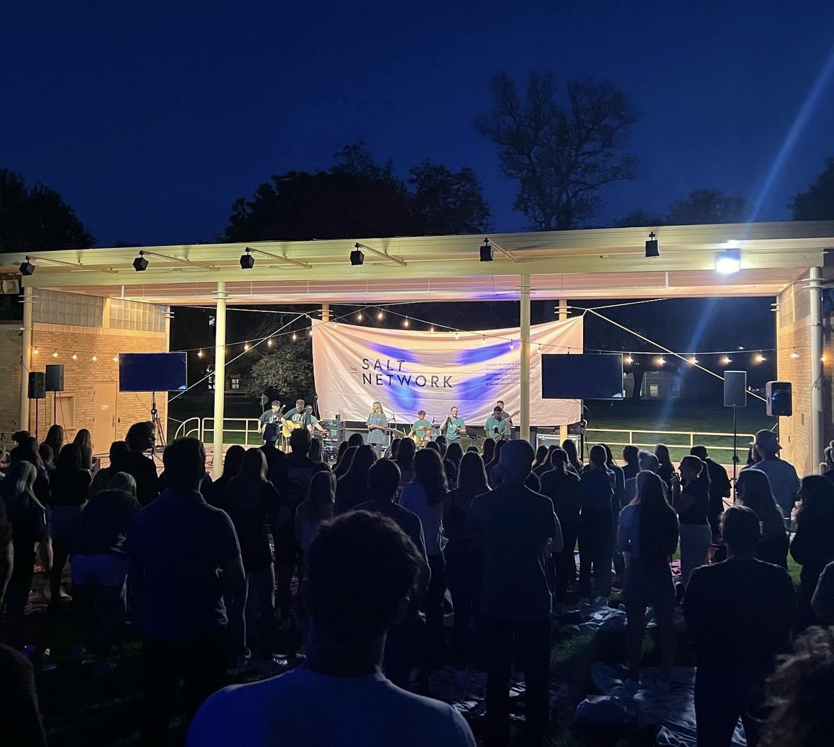 Send Denver tweet media