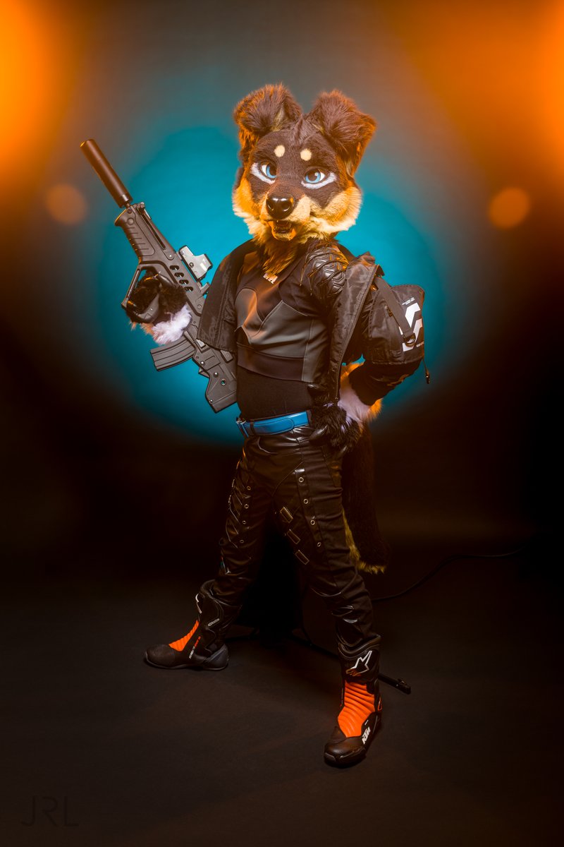 //// Merc' Dog in Style ////

🪡  Nero created by <a href="/NeonFurStudios/">NFS - NeonFurStudios</a>
📷Gigantic Pics by  <a href="/RemusFur/">Remus</a>

#FursuitsEveryday #FursuitFriday