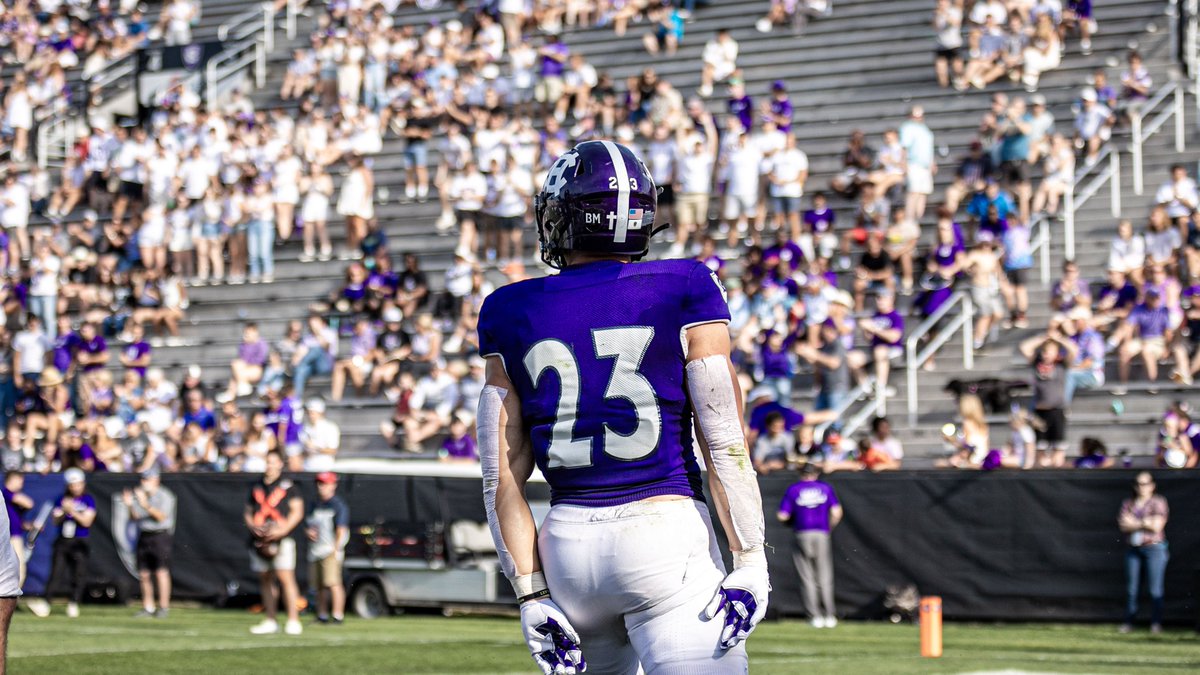 This year — we're letting our fans decide what song YOU want to hear after a Holy Cross touchdown! 🙌

VOTE NOW 🗳️ goholycross.com/TDsong

#GoCrossGo