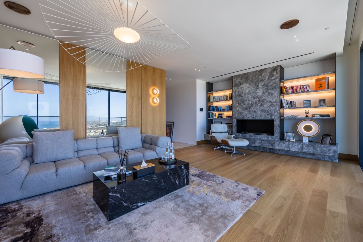 UKSIR_'s tweet image. International Property of the Week: Experience unparalleled luxury living in this extraordinary apartment located on the 28th level of Mercury Tower.

Listed by Malta Sotheby&apos;s International Realty

 #MaltaRealEstate #MaltaHomes #MercuryTower #ZahaHadid