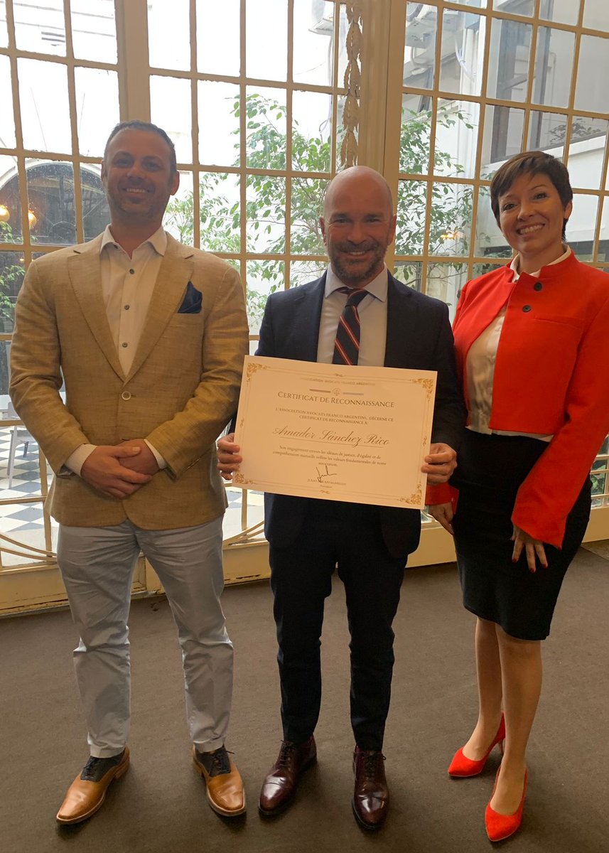 JULIO MARIANO RAFFAGHELLO (@jraffaghello) on Twitter photo Entrega de reconocimiento a nuestro embajador y colega Dr. Sanchez Rico por sus valiosos aportes sobre justicia y derecho. Muchas gracias <a href="/AmadorSanchezUE/">Amador Sánchez Rico</a> Entrega de reconocimiento a nuestro embajador y colega Dr. Sanchez Rico por sus valiosos aportes sobre justicia y derecho. Muchas gracias <a href="/AmadorSanchezUE/">Amador Sánchez Rico</a>