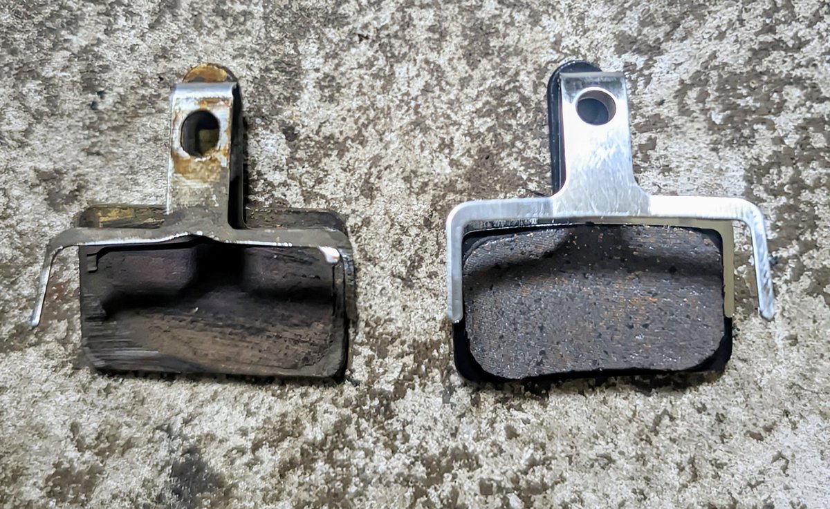 dragonfire1024's tweet image. Me: I think I need new #brakes on my #bicycle. 
My brakes: (old left, new right)