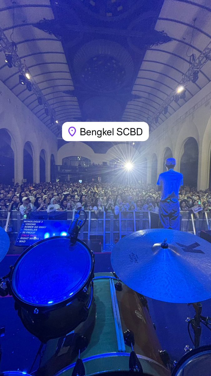 eaJ_TEAM's tweet photo. Drummer's pov 

©️porterchapman
#eaJPark #eaJTour2024 #wtrsfmTOUR #wtrsfmInJAKARTA #eaJinJakarta https://t.co/tOtM6jEtd5