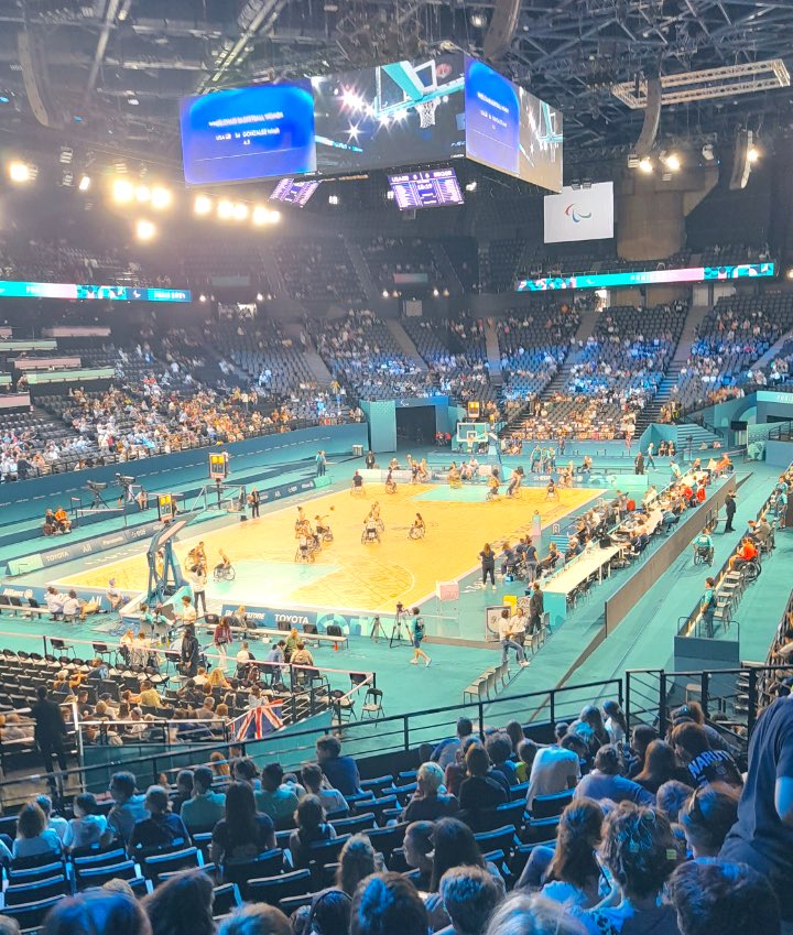 🚨 MA CLASSE AUX JEUX 👋 Place aujourd’hui <a href="/EcoleFaverney/">EcoleFAVERNEY</a> pour le Basket Fauteuil à Bercy ! Bravo à tous pour le montage de ce projet ! <a href="/MartinMariot/">Martin Mariot Pascaline</a> <a href="/LhoteCarole/">Carole LHOTE</a> @mickaelporte <a href="/DSDEN70/">DSDEN de la Haute-Saône</a> <a href="/PhDestable/">Philippe Destable</a> <a href="/Paris2024/">Paris 2024</a> #ParalympicGamesParis2024 #Paralympics2024 #Paris2024Paralympics