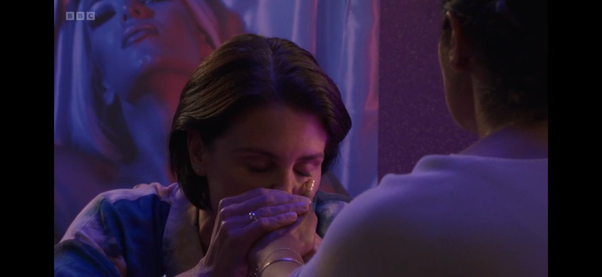 woahmitchell's tweet image. THIS IS THE EVE WE ALL KNOW AND LOVE