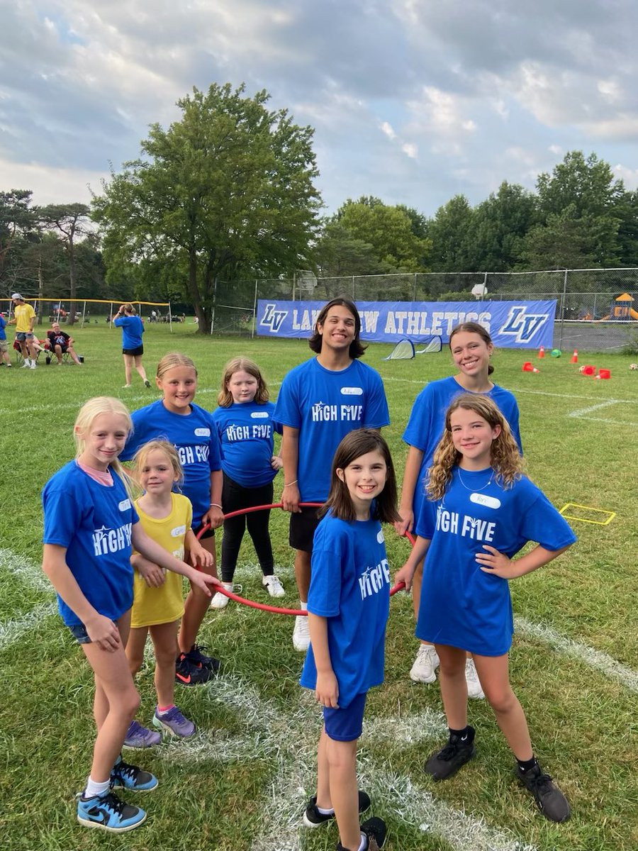 TheChampProject's tweet image. This is what inclusion looks like! 🤩💙

High Five Elementary Soccer had an awesome week #2! Thank you Lake View Athletics for being an awesome partner organization.🙌🏻⚽️⭐️🥅

#inclusivesports #accessiblesports #highfive #youthsports #letkidsplay