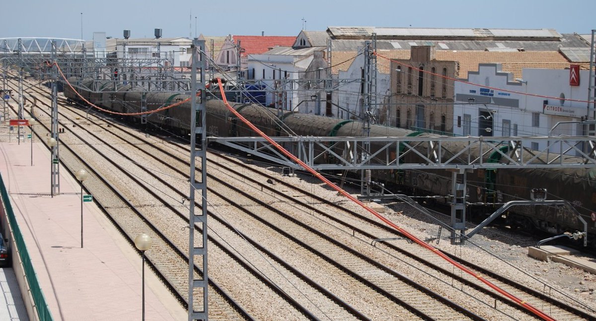 El tram Sagunt-Terol que connecta el Corredor Mediterrani amb l'Atlàntic queda fora de l'alta velocitat del reglament europeu comarcalcv.com/art/364461/eur…