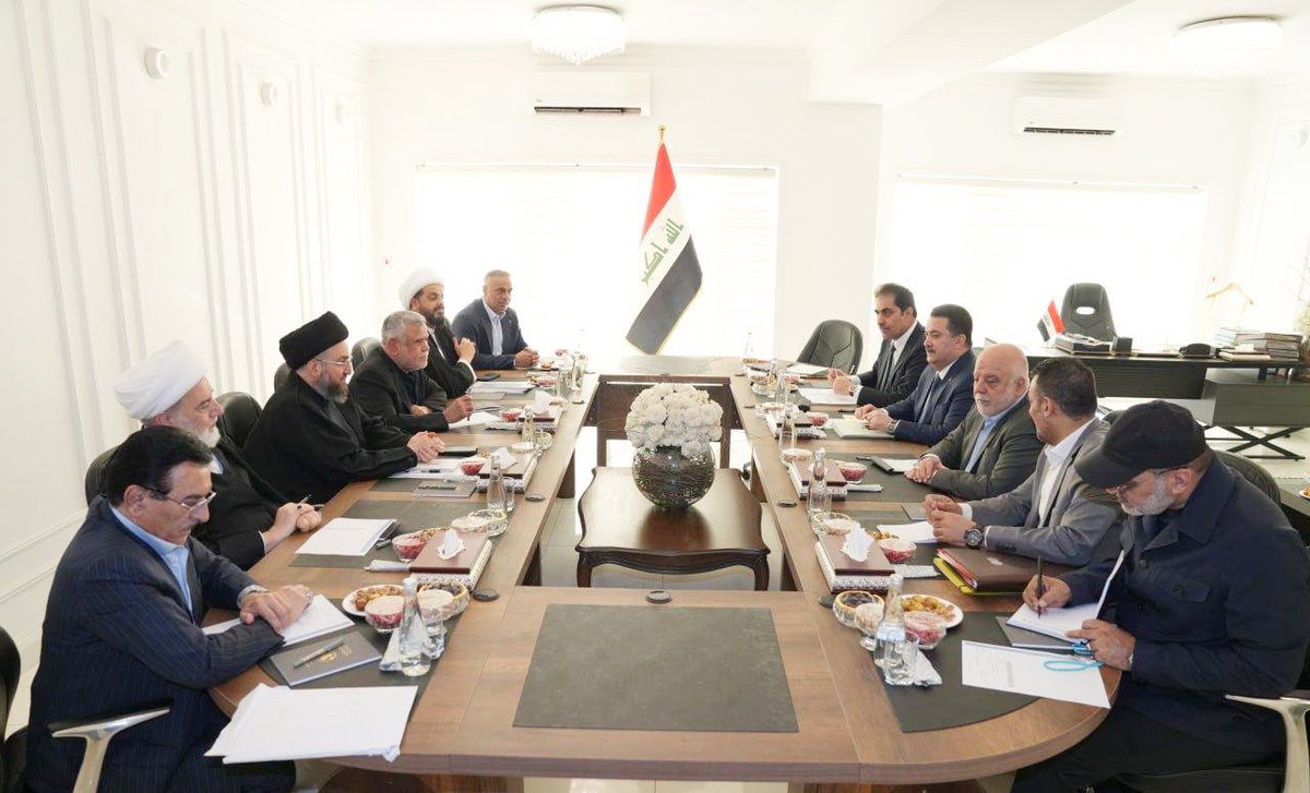 SumeriaIraq's tweet image. The #Coordination_Framework listened to a summary from @mohamedshia about breaches by some of his office staff. Al-Sudani stressed the importance of accountability &amp;amp; expressed support for the judiciary. CF supports the judiciary &amp;amp; @IraqiGovt efforts, urging media to be accurate.