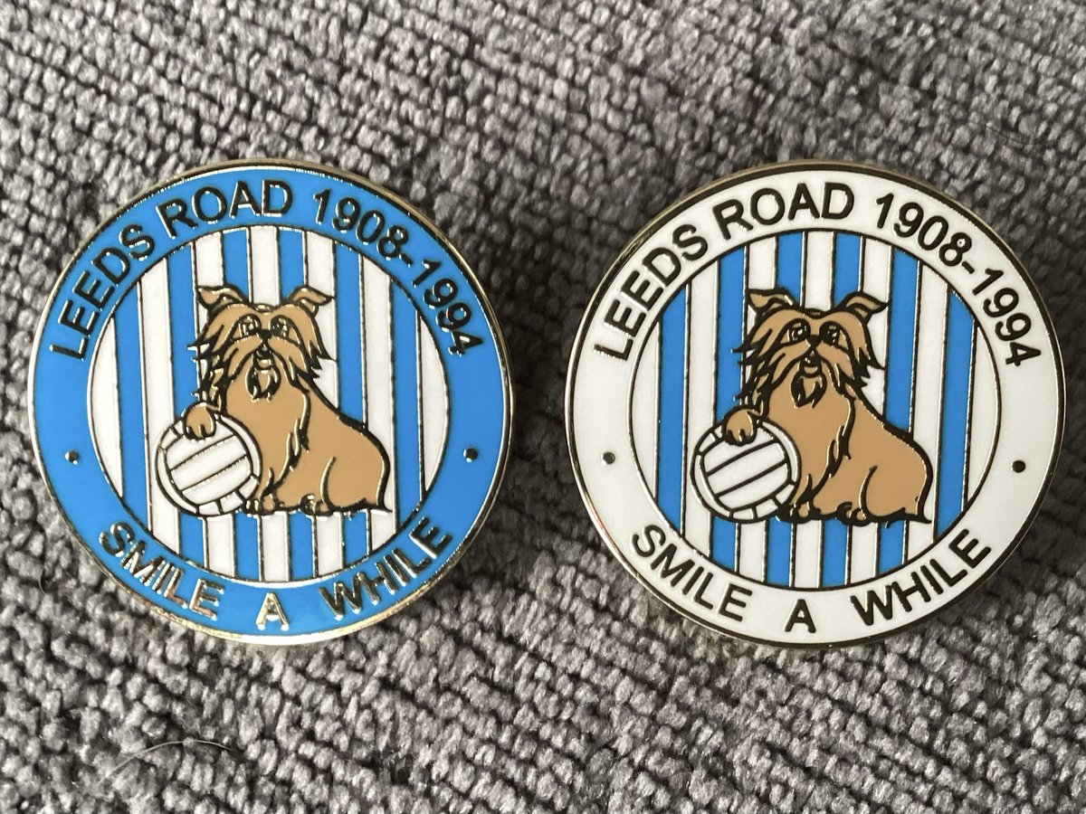 FBadgeman's tweet image. Limited Edition Leeds Road Tribute Enamel Pin Badges. Fantastic Quality And Available To Purchase With Confidence From Etsy ksdbadges.etsy.com