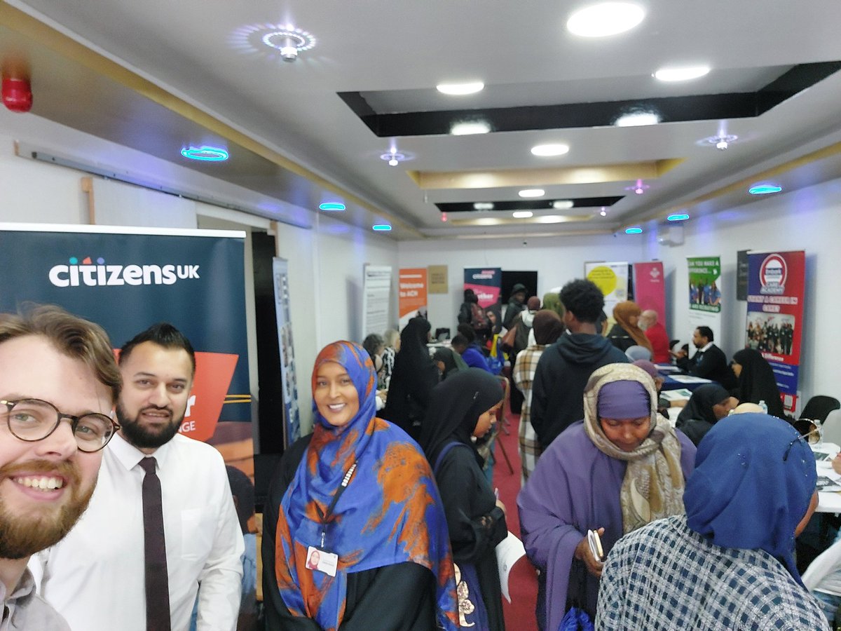 Birmingham Citizens (@bham_citizens) on Twitter photo Today, we teamed up with the DWP, <a href="/WestMids_CA/">West Midlands Combined Authority</a> , and the formidable <a href="/dream_chaser_yc/">Dream Chaser Youth Club 💫</a> to run a Community Jobs Fair. We want employers, training providers, and communities to come together to help people into work. 
Thanks to <a href="/RichParkerLab/">Richard Parker</a> for your support! Today, we teamed up with the DWP, <a href="/WestMids_CA/">West Midlands Combined Authority</a> , and the formidable <a href="/dream_chaser_yc/">Dream Chaser Youth Club 💫</a> to run a Community Jobs Fair. We want employers, training providers, and communities to come together to help people into work. 
Thanks to <a href="/RichParkerLab/">Richard Parker</a> for your support!