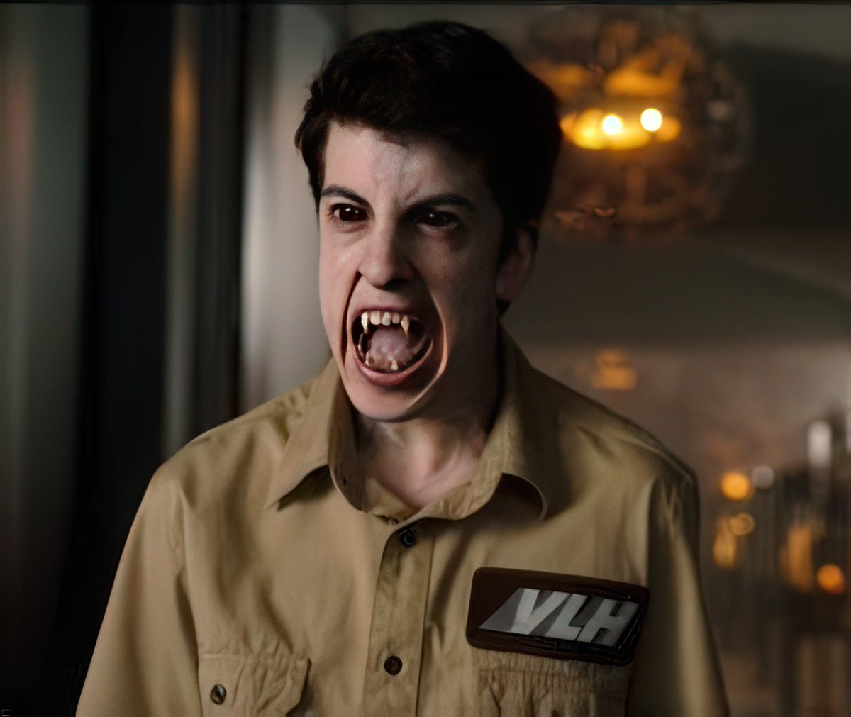 SmirkingDesigns's tweet image. Loved the #Mclovin version of #EvilEd from #FrightNight. One of the best remakes I've ever seen! :P #Vampire #Vampires