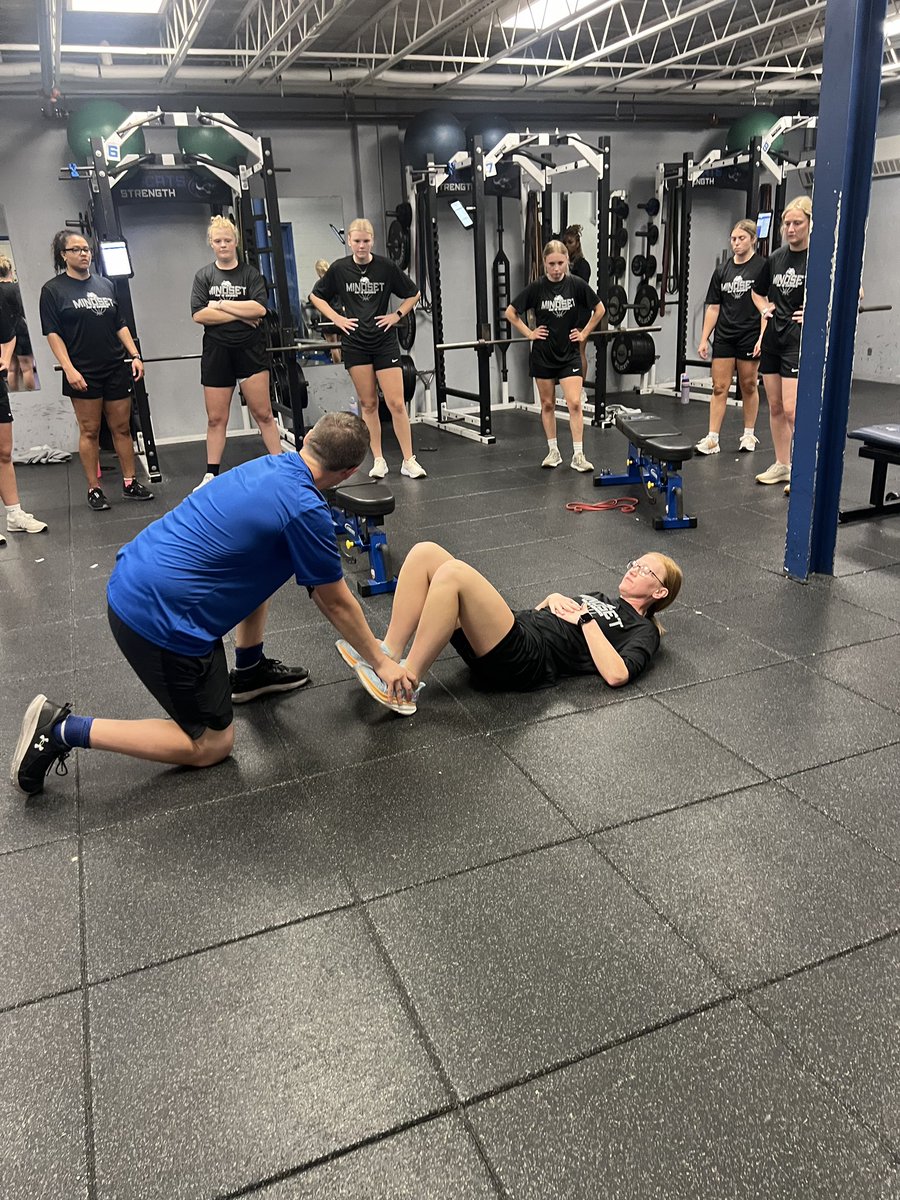 CSCWomensBBall's tweet photo. First weight training of the year! Excited to keep getting better 💙💪🏼

#PayInAdvance https://t.co/snSTseNrY4