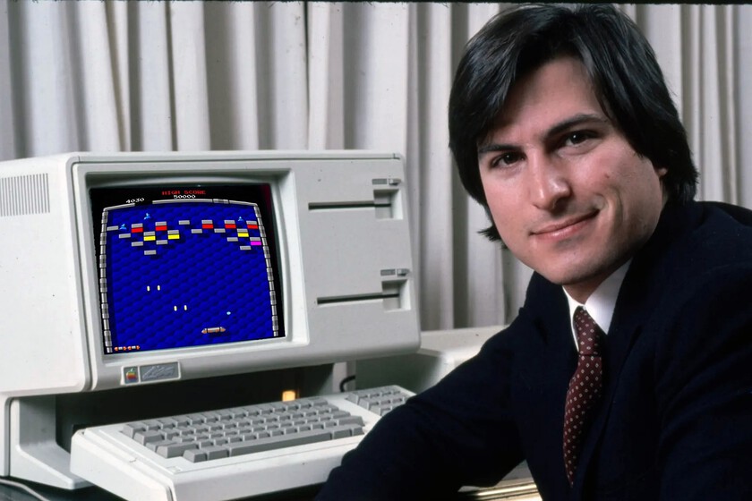ArgenConsulting's tweet photo. Mientras trabajaba en Atari, a Steve Jobs le bloquearon el acceso a la planta principal por cómo iba vestido https://t.co/2eUA8gE6Av https://t.co/8Y8CW1nLd1