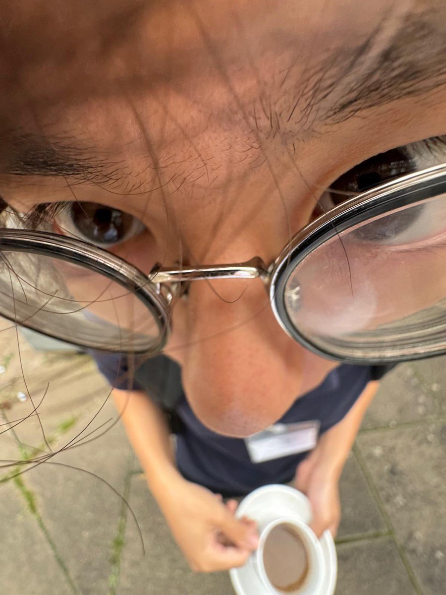 Daniel Zhen Ye Sin tweet media