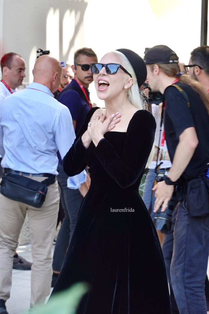 fierce_unicorn's tweet photo. Lady Gaga

 pics by me ❤️ https://t.co/i5m7yuo4ge