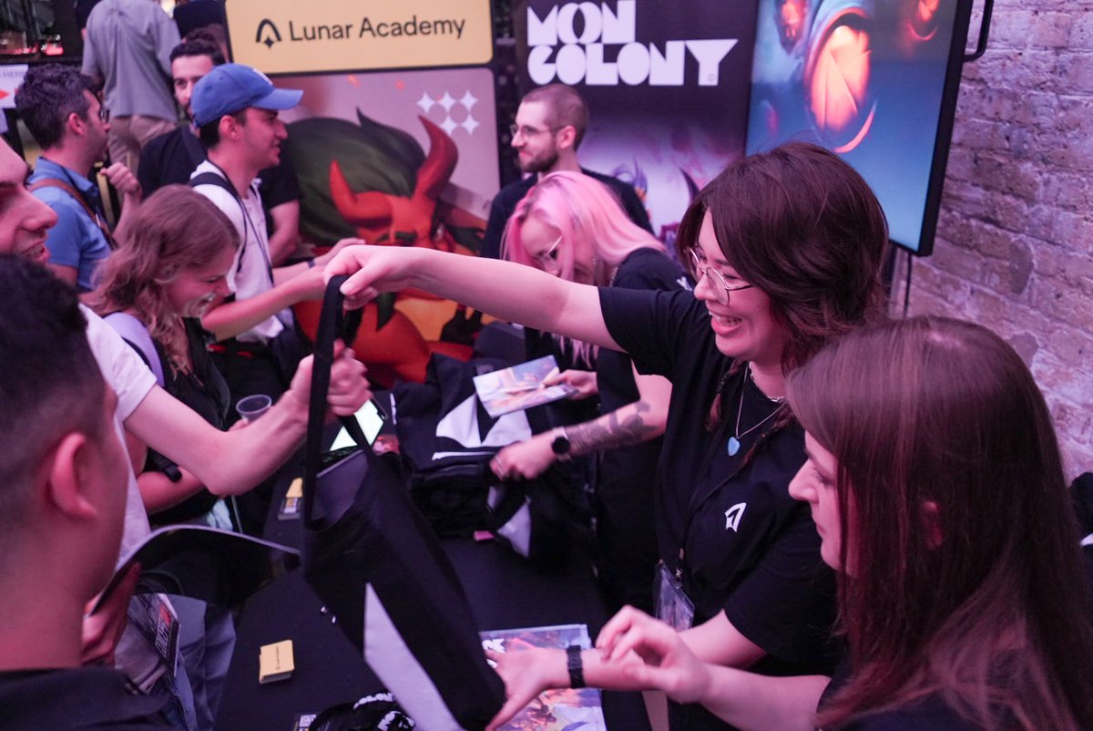 Concept 101 continues to be a highlight of our year 🎉

As well as free portfolio reviews, the team gave away a TON of <a href="/mooncolony_ltd/">Mooncolony</a> merch, plus a collection of Lunar Academy courses to one lucky winner! 🏆