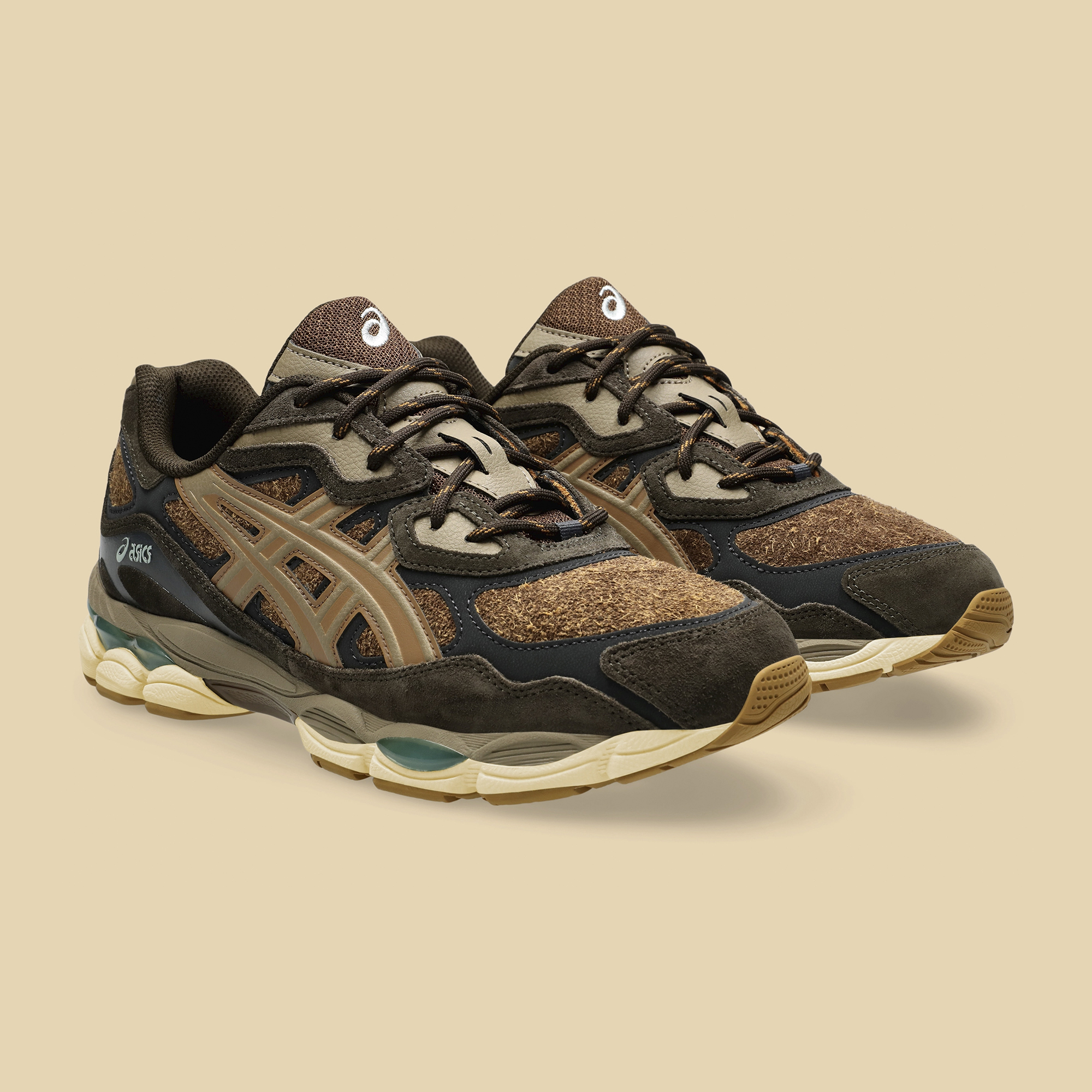 Asics gel storm online