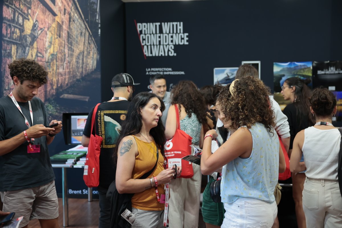 Imprimez votre photo avec notre nouvelle imagePROGRAF PRO-1100 à <a href="/Visapourlimage/">Visapourlimage</a> !

Vous avez jusqu'au 6 septembre pour envoyer votre photo et la récupérer sur notre stand Canon jusqu'au 7 septembre.
Pour envoyer votre photo : canon.sm/4gbo8ee